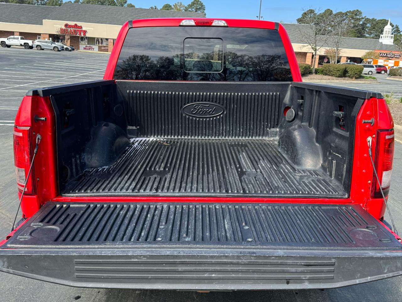 Ford F-150 2WD SuperCrew 157" Lariat 2015