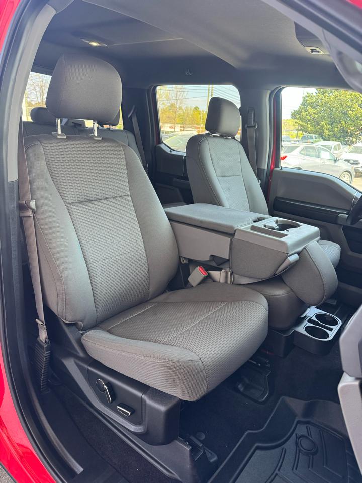 Ford F-150 2WD SuperCrew 157" Lariat 2015