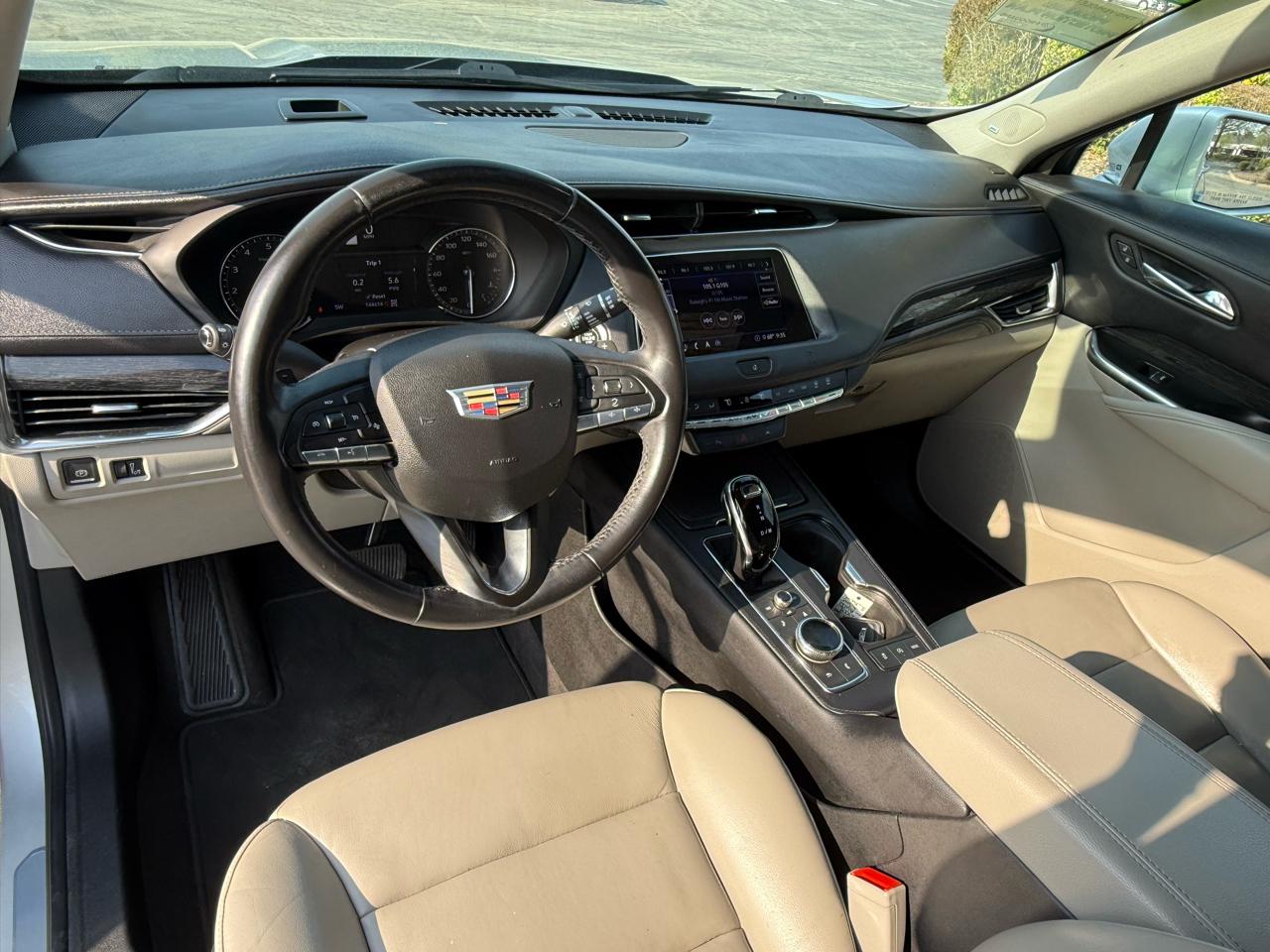 Cadillac XT4 AWD 4dr Premium Luxury 2020