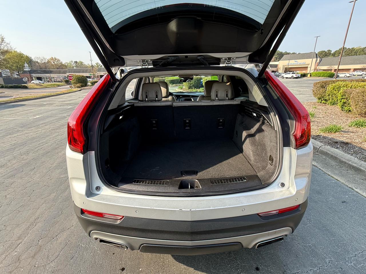 Cadillac XT4 AWD 4dr Premium Luxury 2020