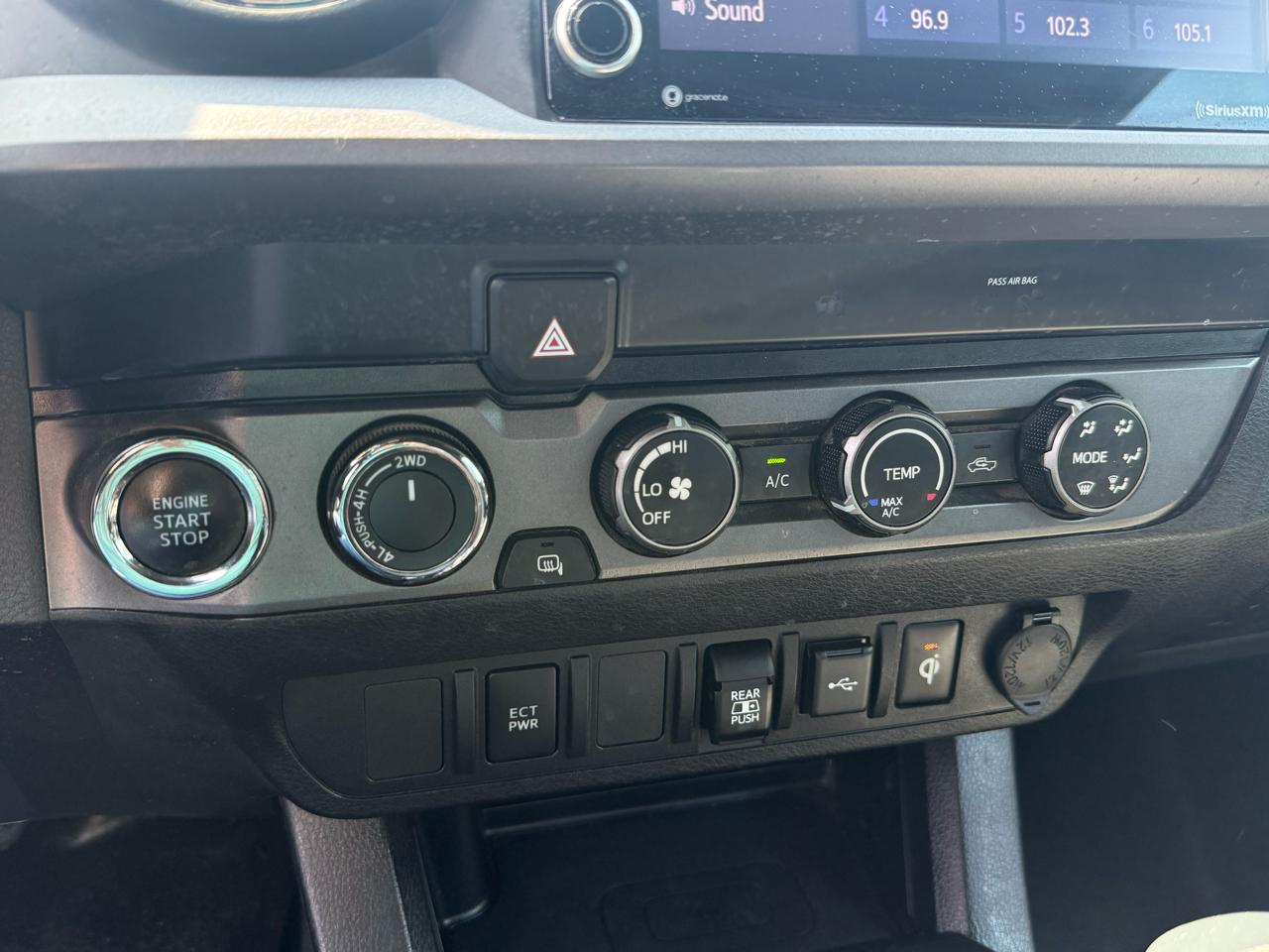 Toyota Tacoma 4WD TRD Off Road Double Cab 5' Bed V6 MT (Natl) 2020