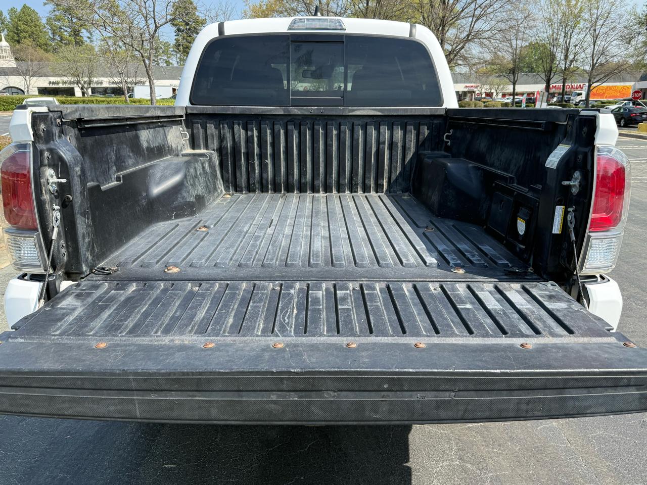 Toyota Tacoma 4WD TRD Off Road Double Cab 5' Bed V6 MT (Natl) 2020