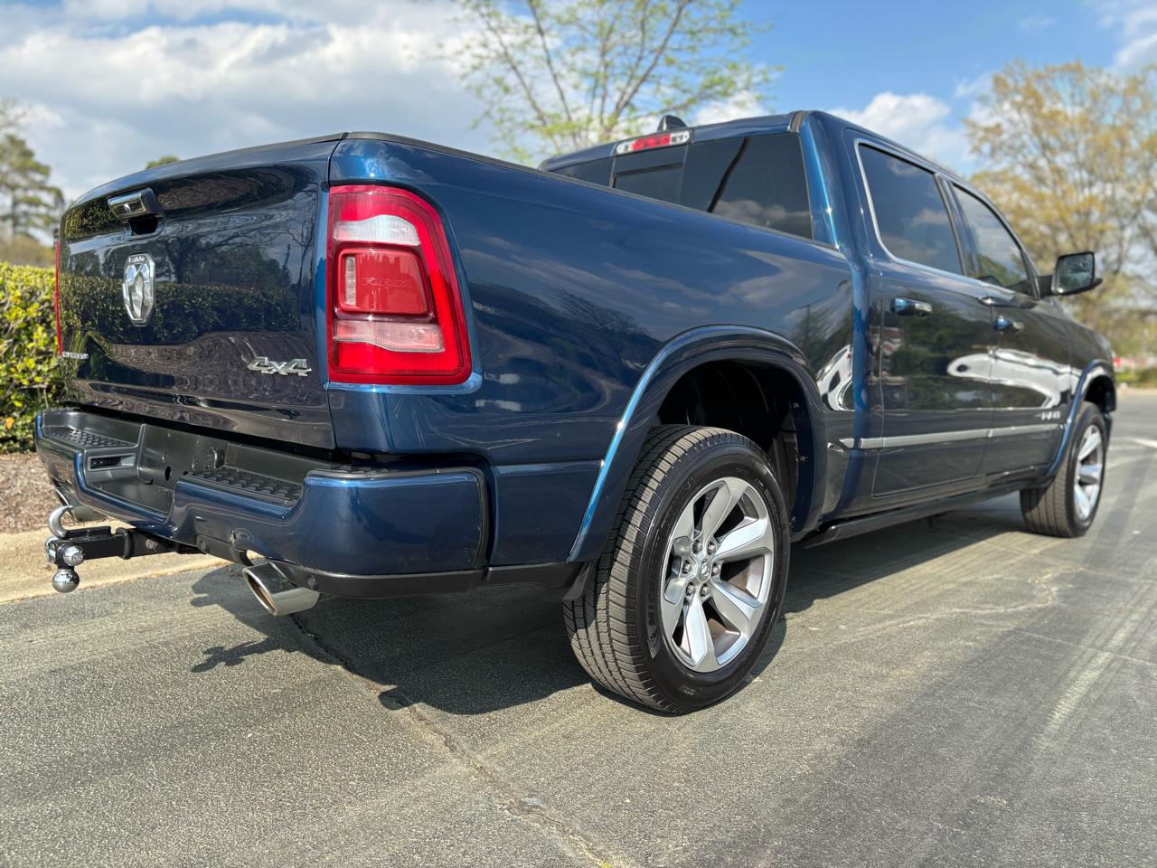 RAM 1500 Limited 4x4 Crew Cab 5'7" Box 2021