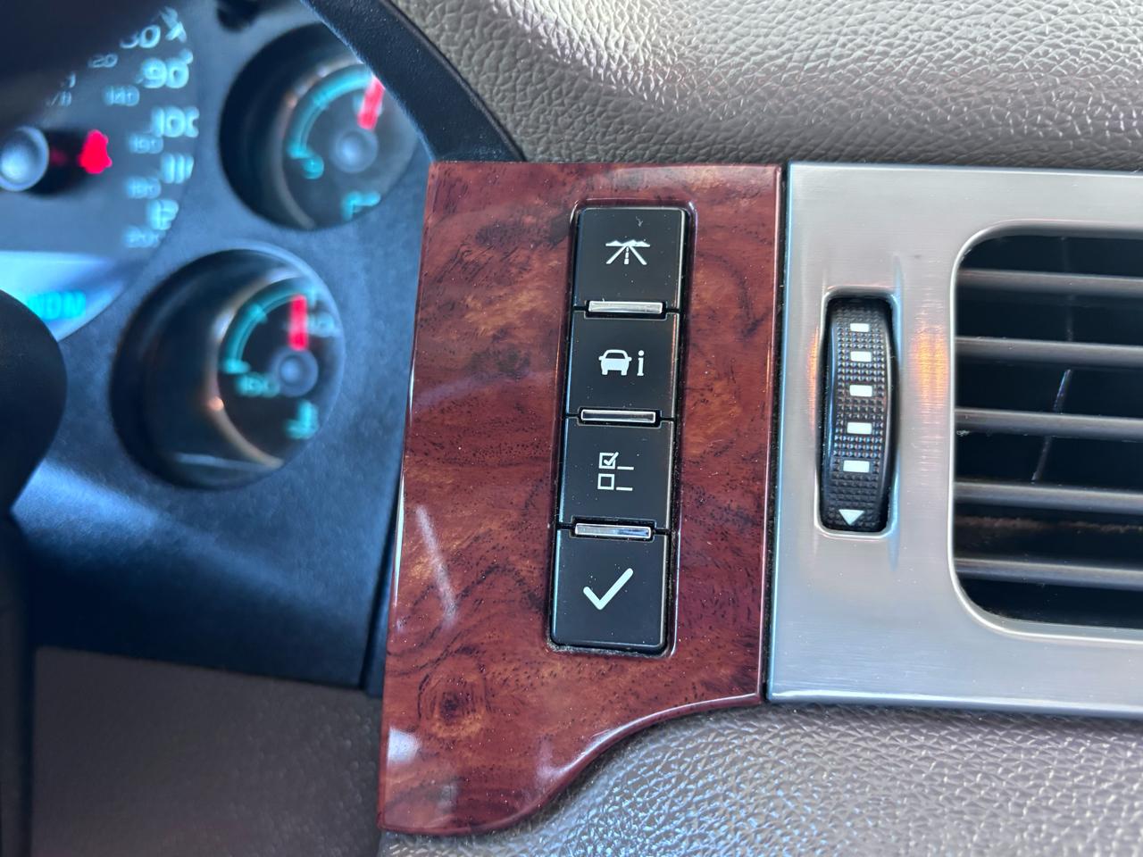 GMC Sierra 2500HD 4WD Crew Cab 153.7" SLT 2014