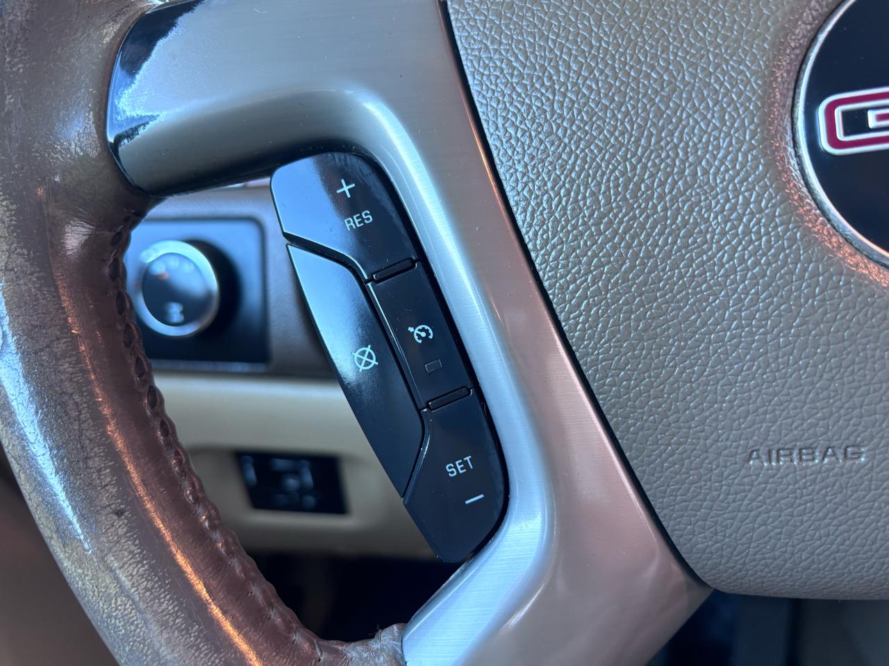 GMC Sierra 2500HD 4WD Crew Cab 153.7" SLT 2014