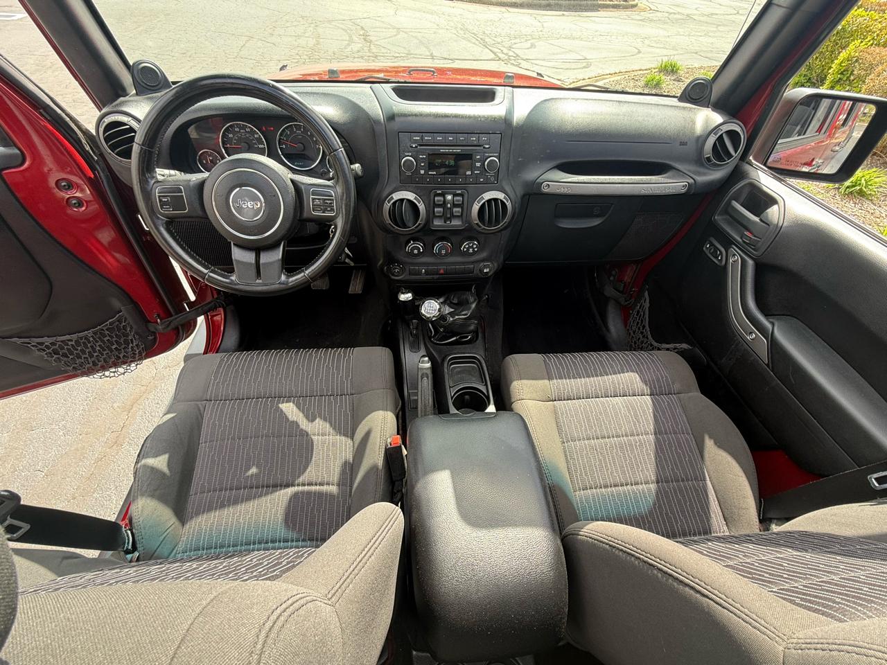 Jeep Wrangler Unlimited 4WD 4dr Sport 2012