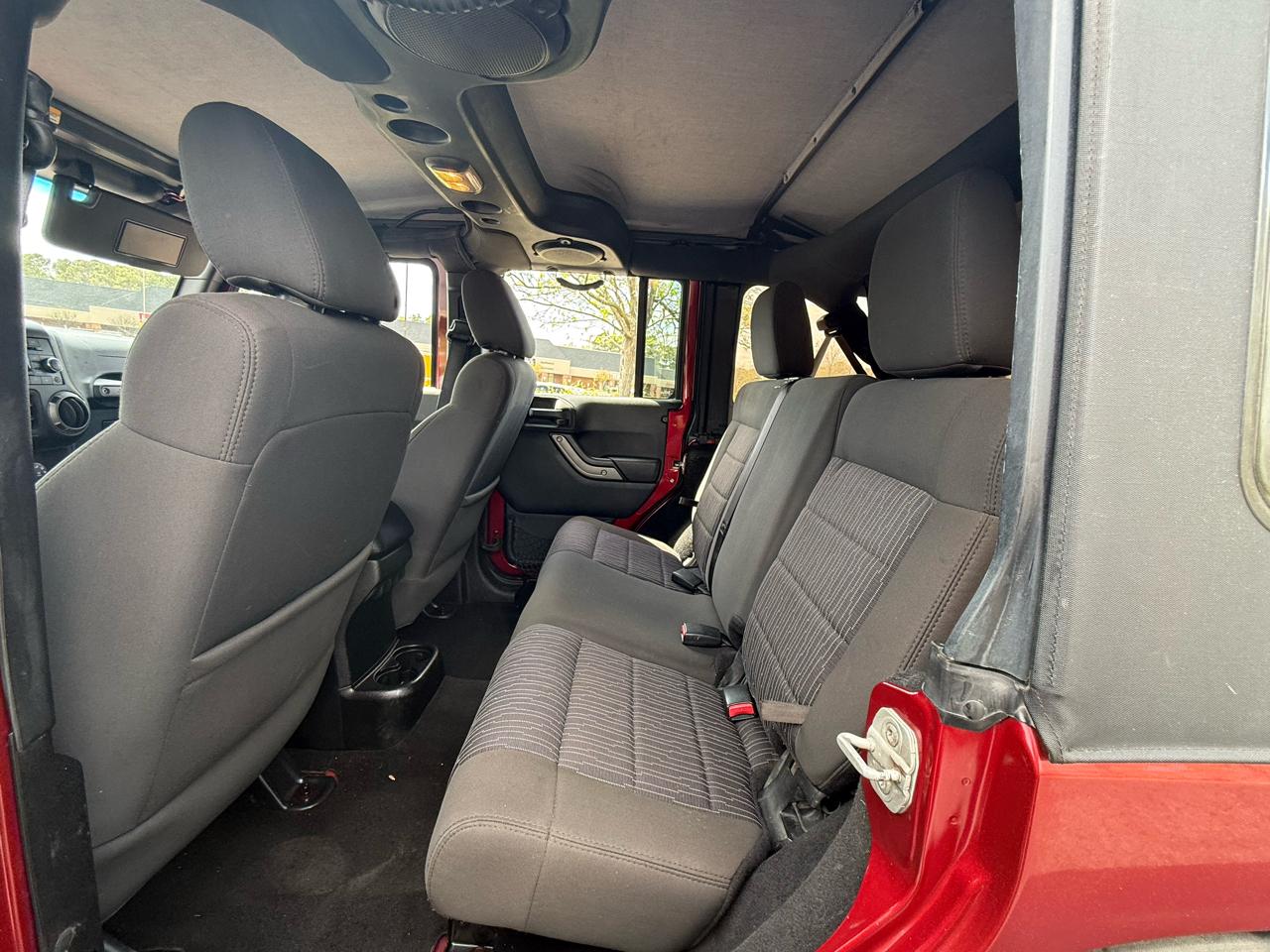 Jeep Wrangler Unlimited 4WD 4dr Sport 2012