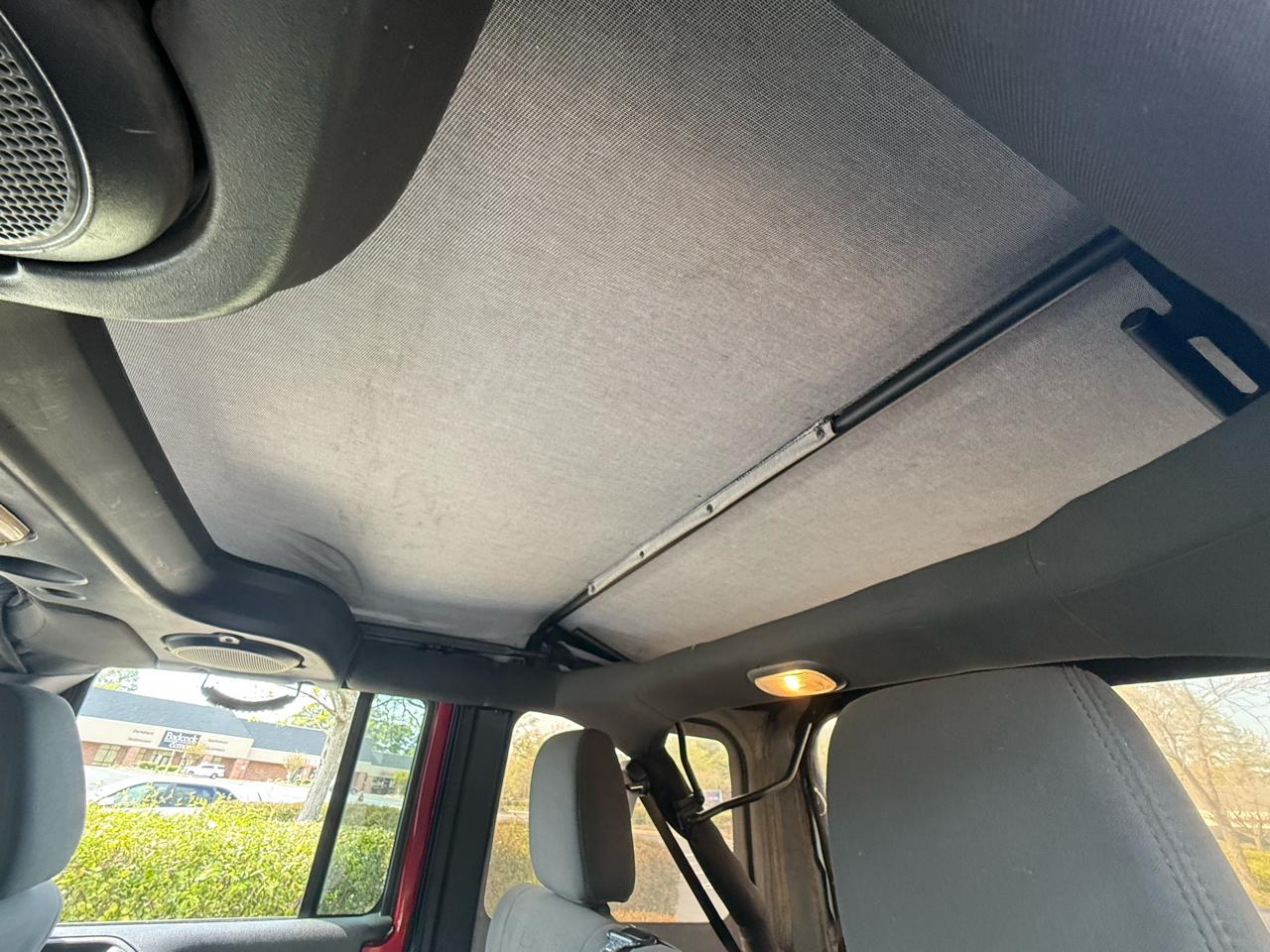 Jeep Wrangler Unlimited 4WD 4dr Sport 2012