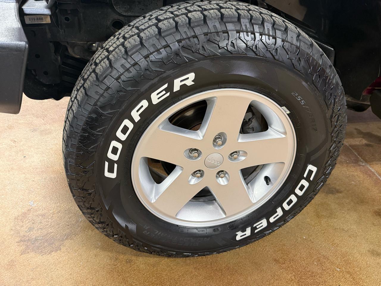 Jeep Wrangler Unlimited 4WD 4dr Sport 2012