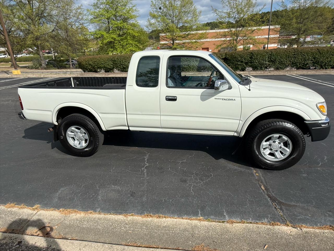 Toyota Tacoma Limited Double Cab V6 6AT 4WD 1998