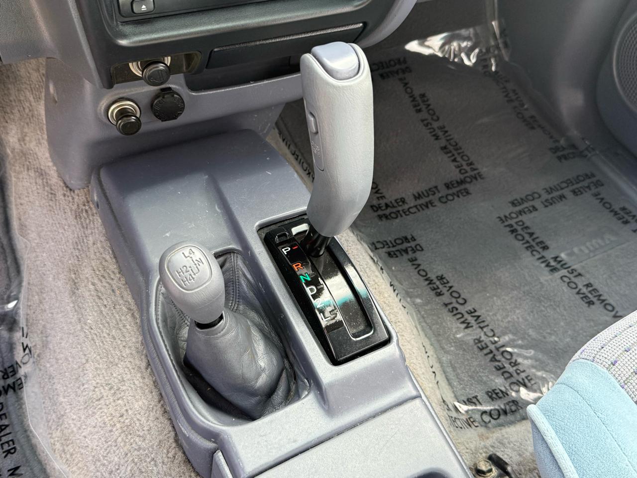 Toyota Tacoma Limited Double Cab V6 6AT 4WD 1998