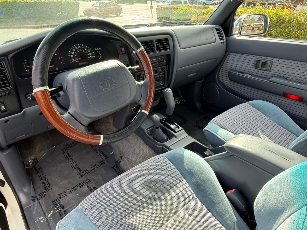 Toyota Tacoma Limited Double Cab V6 6AT 4WD 1998