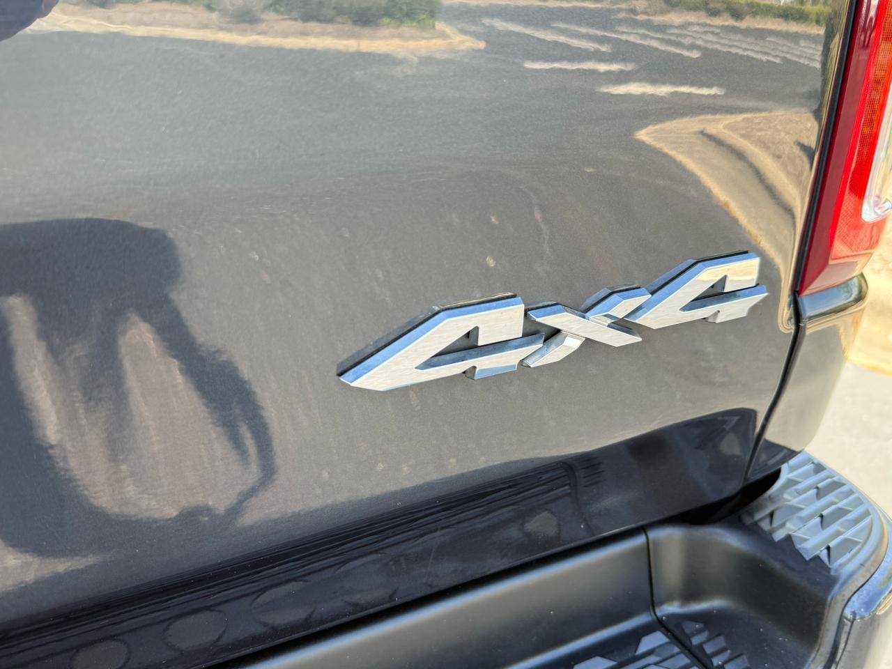 RAM 1500 Big Horn 4x4 Crew Cab 5'7" Box 2021