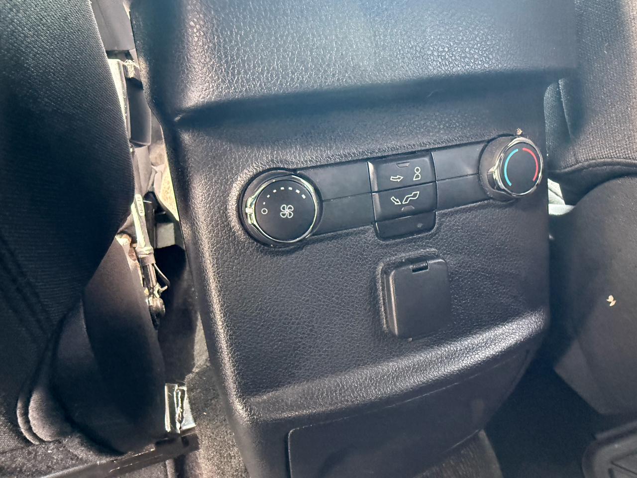 Ford Explorer 4dr 112" WB XLT 4WD 2018