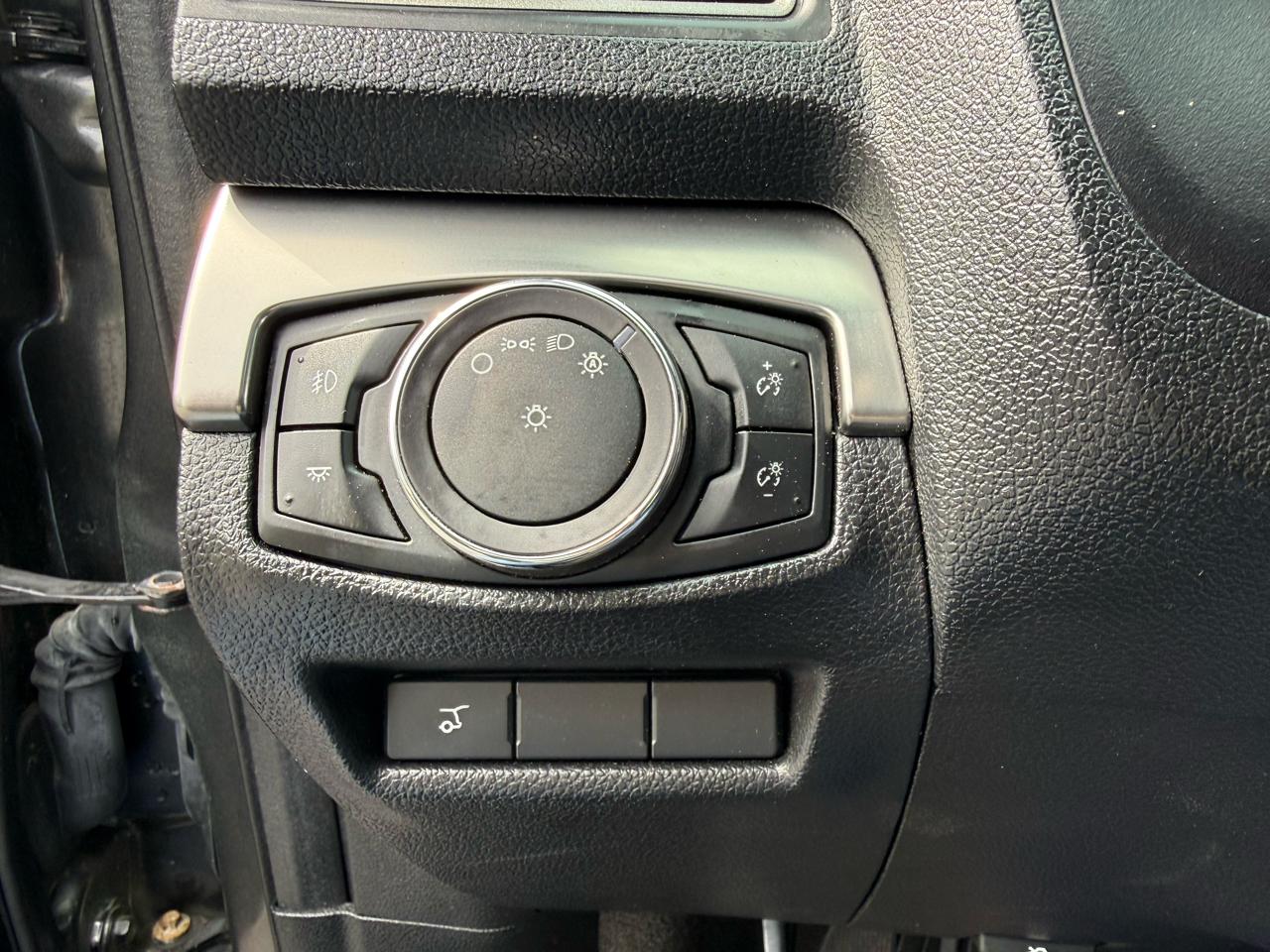 Ford Explorer 4dr 112" WB XLT 4WD 2018