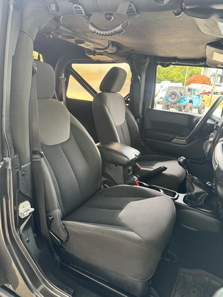 Jeep Wrangler Big Bear 4x4 *Ltd Avail* 2017