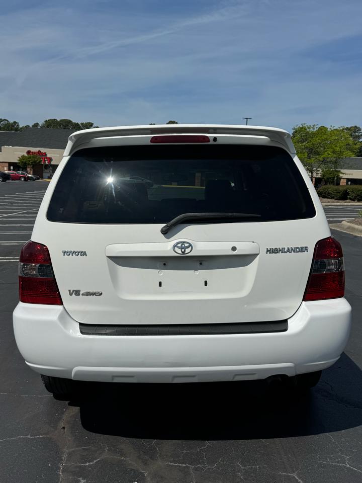 Toyota Highlander 4dr V6 4WD Limited w/3rd Row (Natl) 2006
