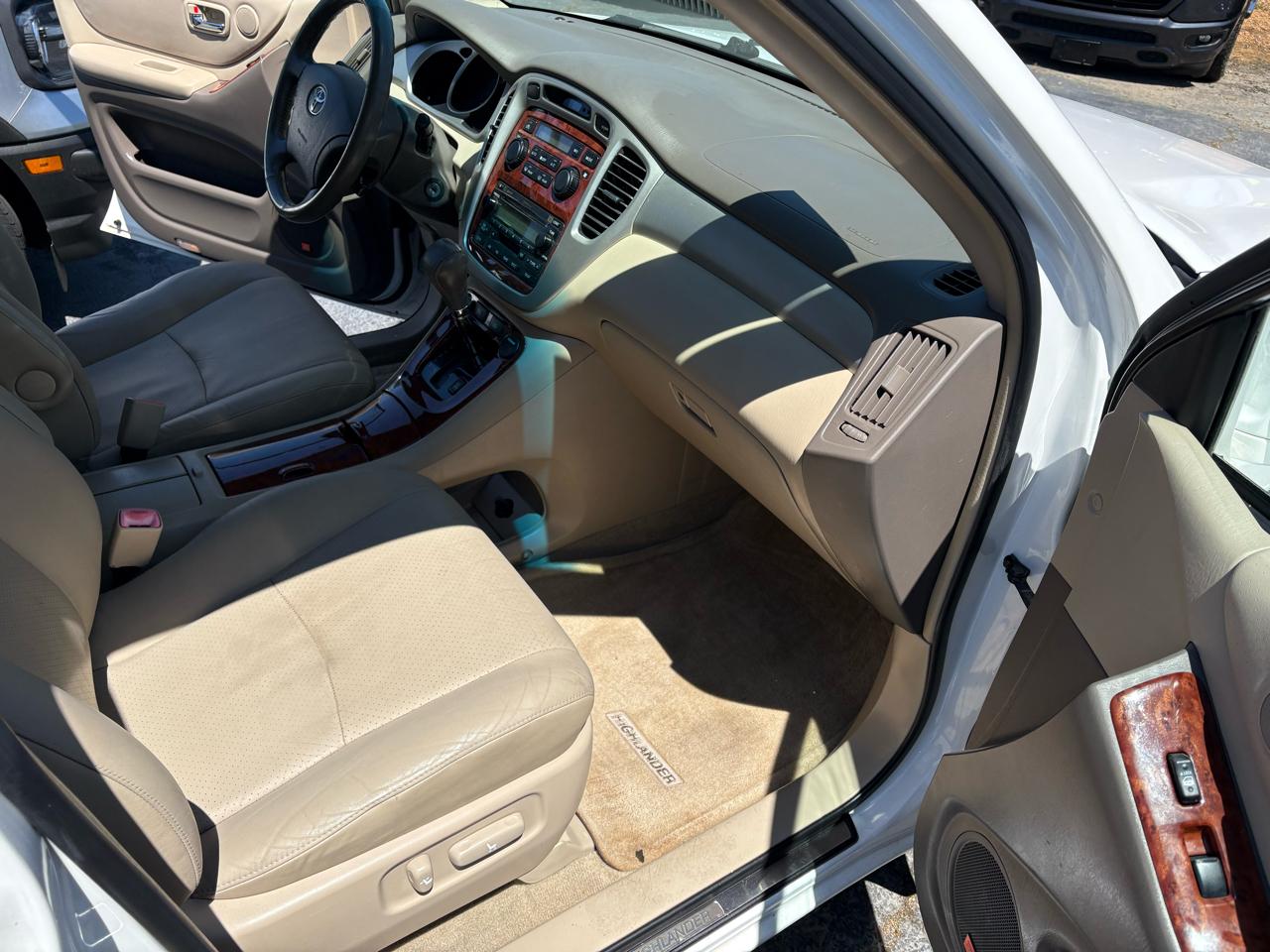 Toyota Highlander 4dr V6 4WD Limited w/3rd Row (Natl) 2006