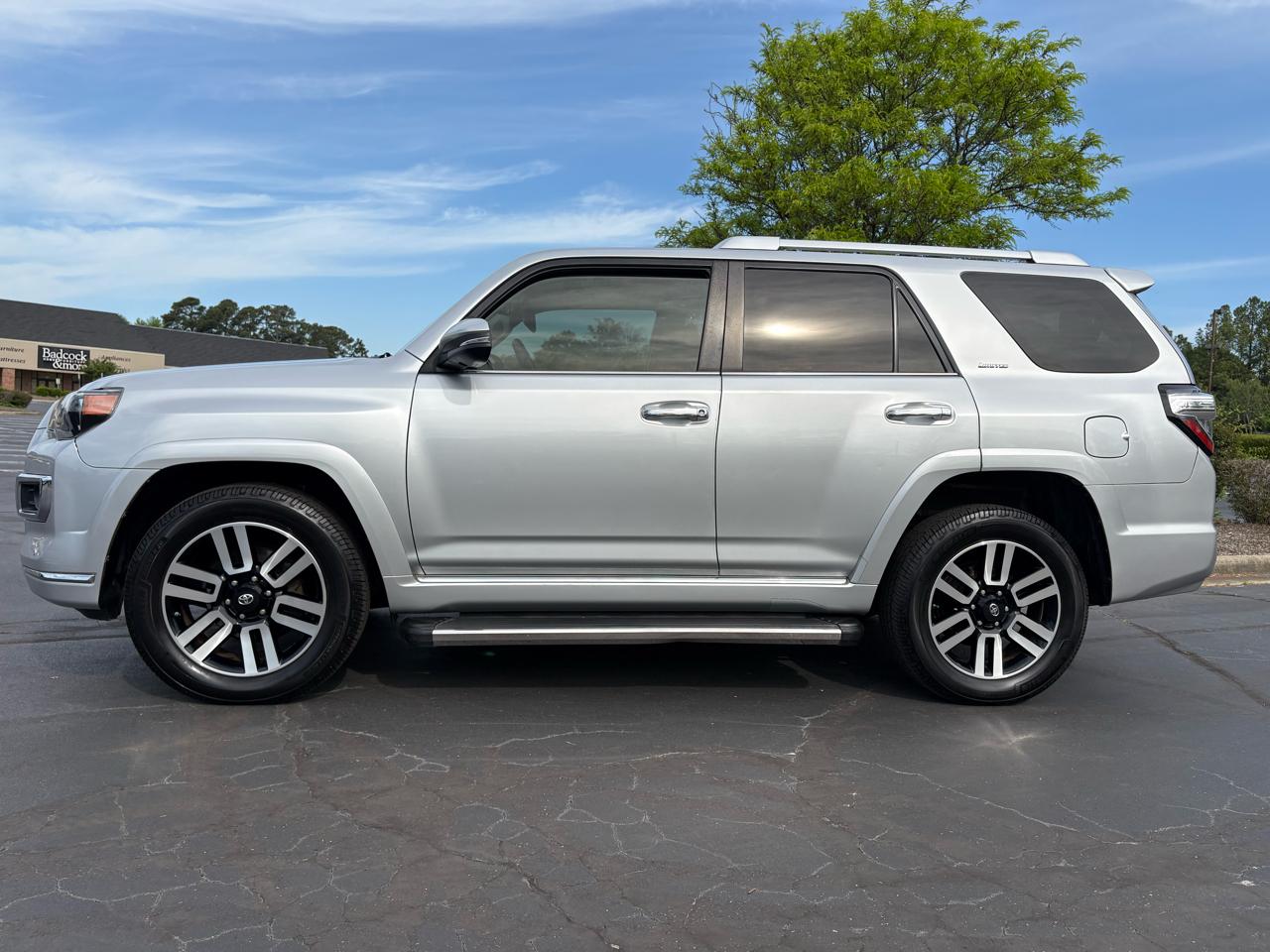 Toyota 4Runner Limited V6 4WD 2018