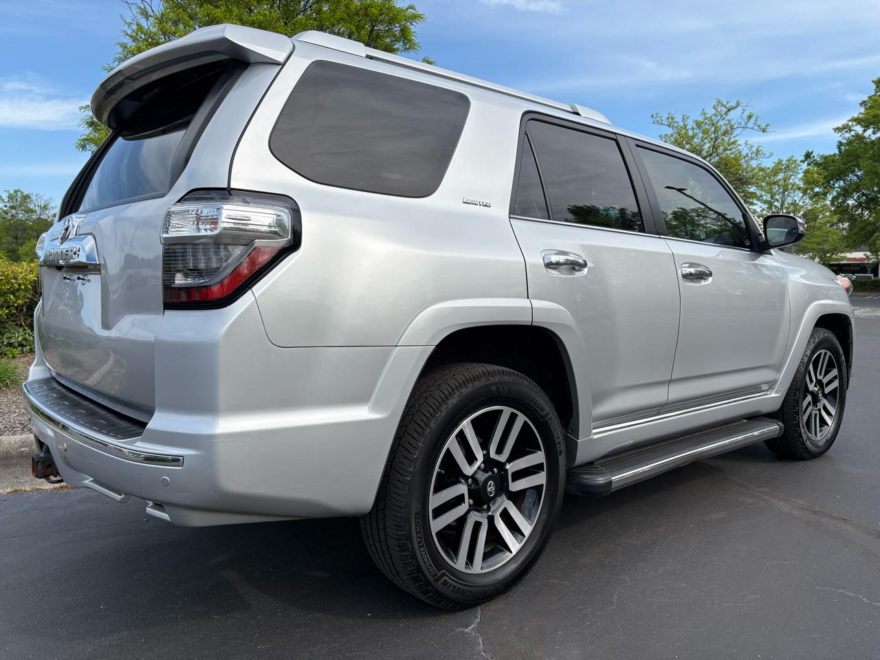 Toyota 4Runner Limited V6 4WD 2018