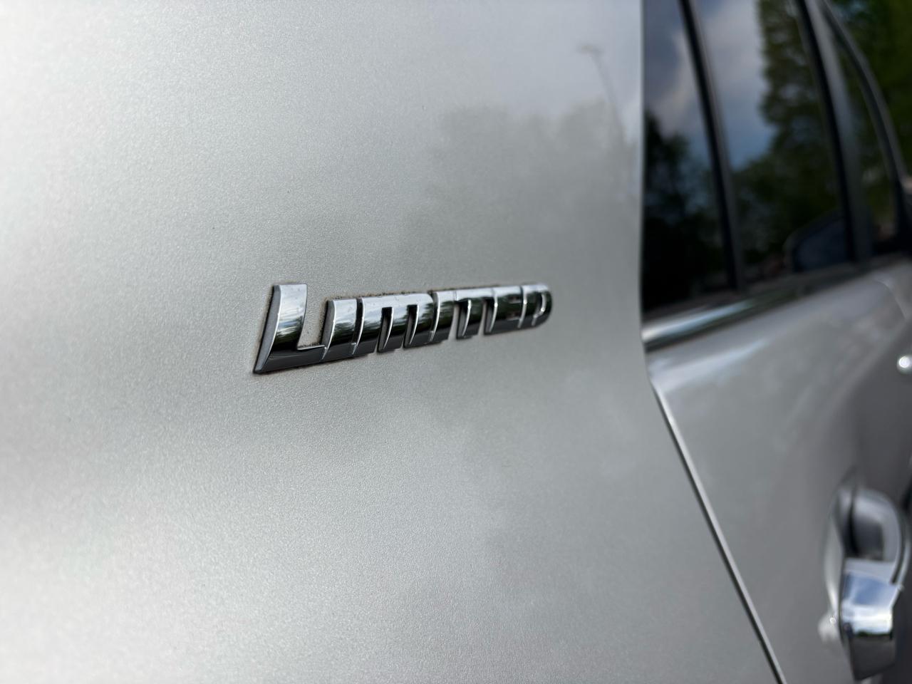 Toyota 4Runner Limited V6 4WD 2018