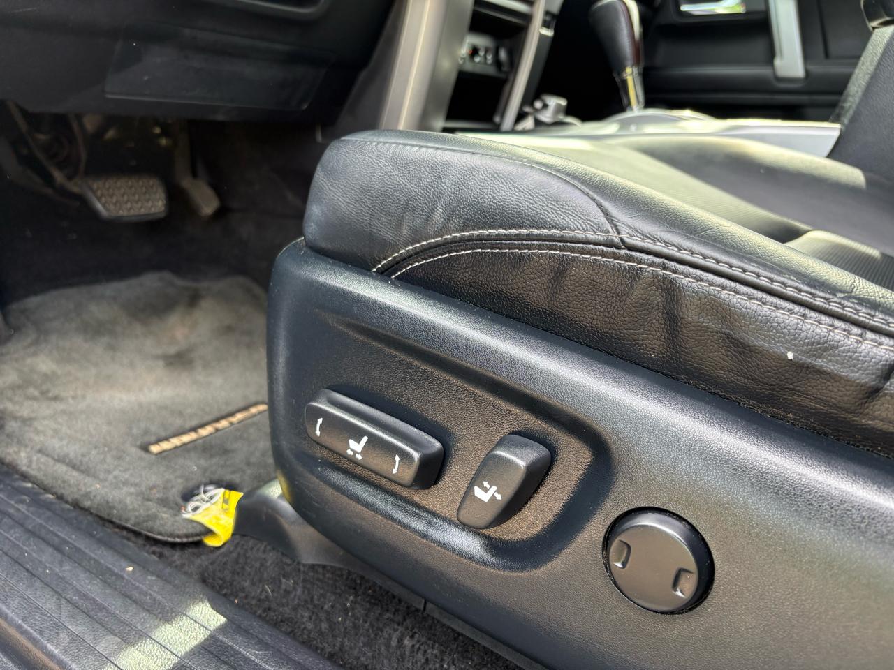 Toyota 4Runner Limited V6 4WD 2018