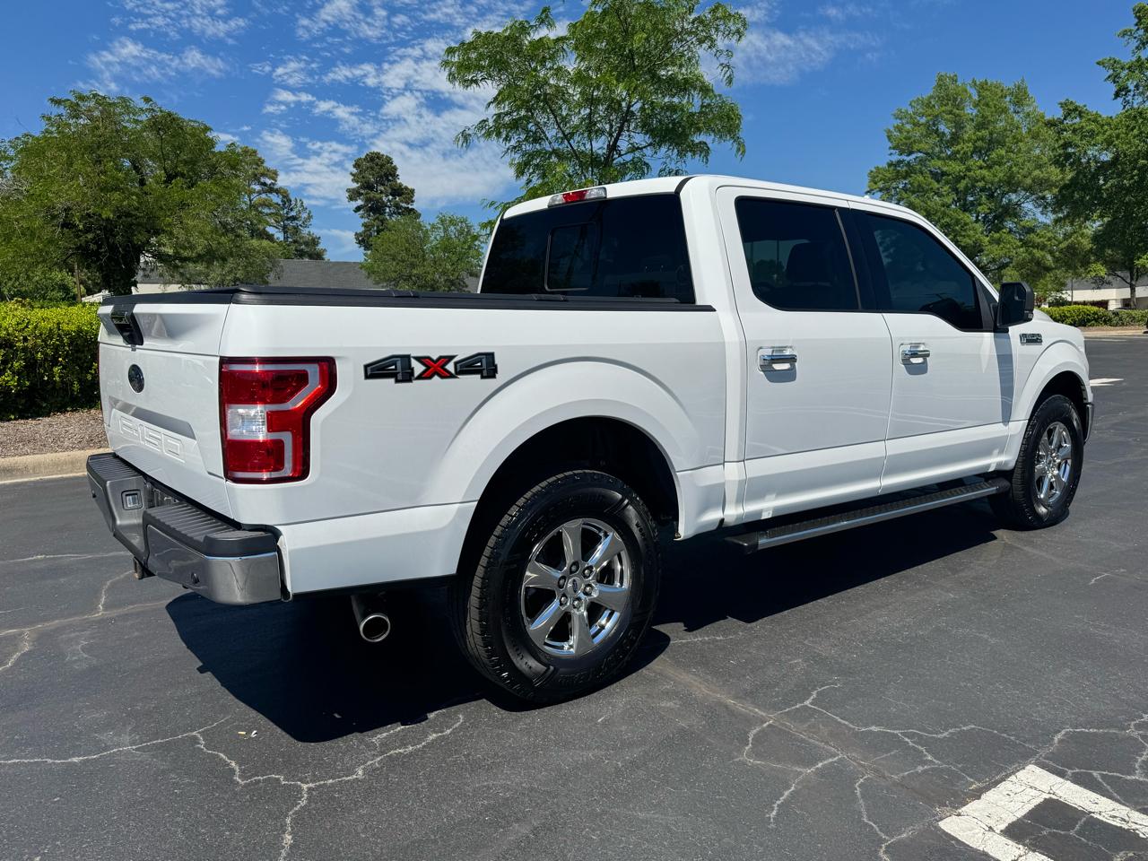 Ford F-150 4WD SuperCrew 139" XLT 2018