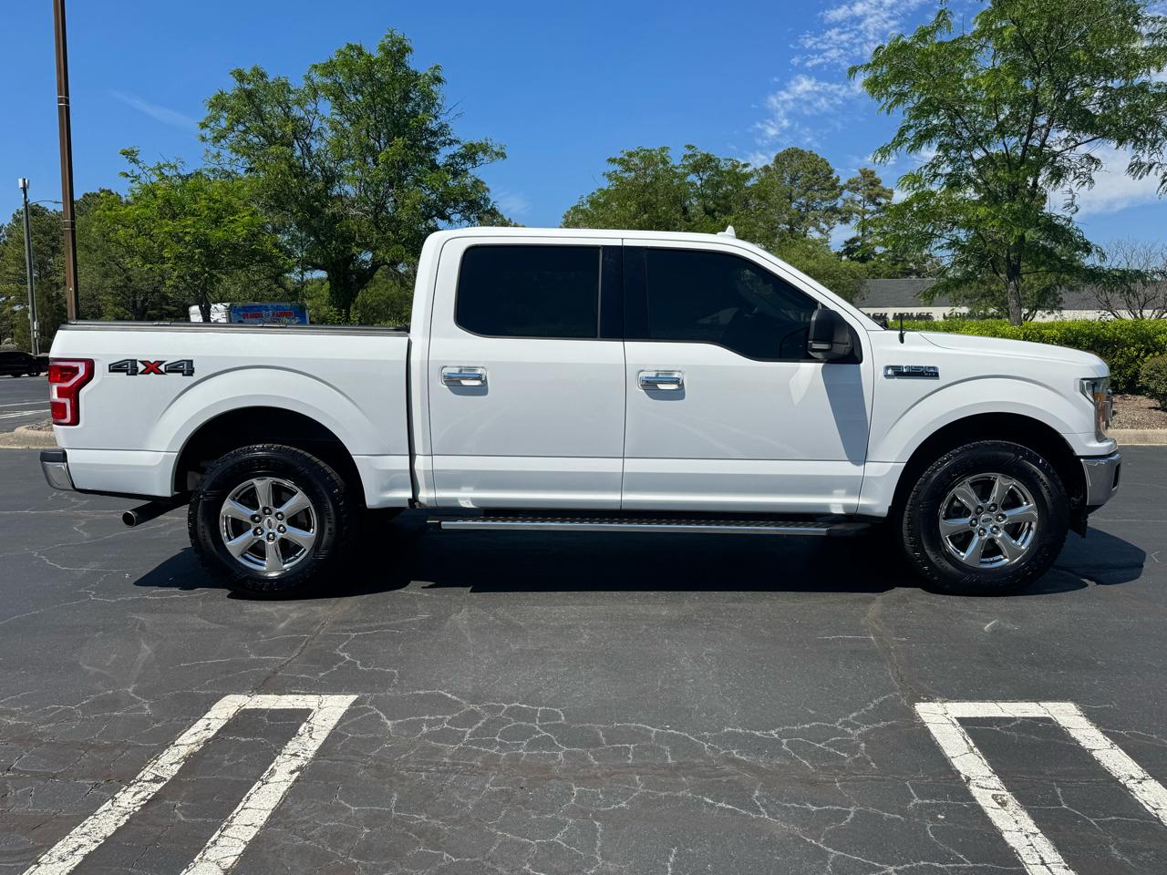 Ford F-150 4WD SuperCrew 139" XLT 2018