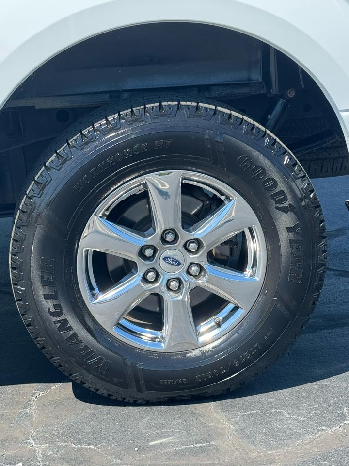Ford F-150 4WD SuperCrew 139" XLT 2018