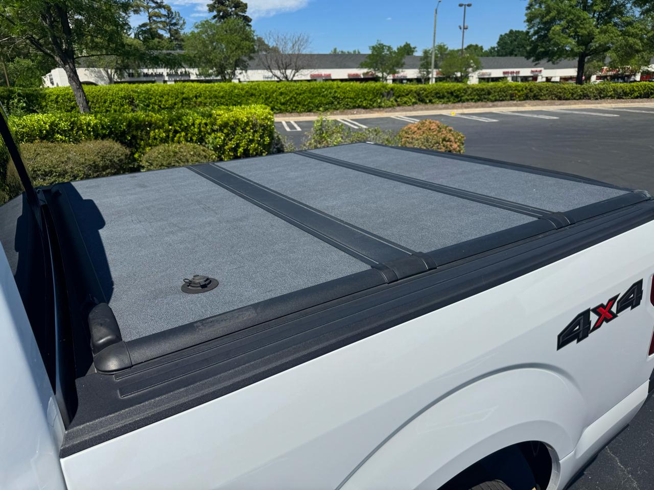 Ford F-150 4WD SuperCrew 139" XLT 2018