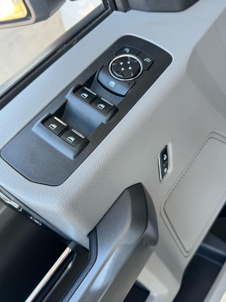 Ford F-150 4WD SuperCrew 139" XLT 2018