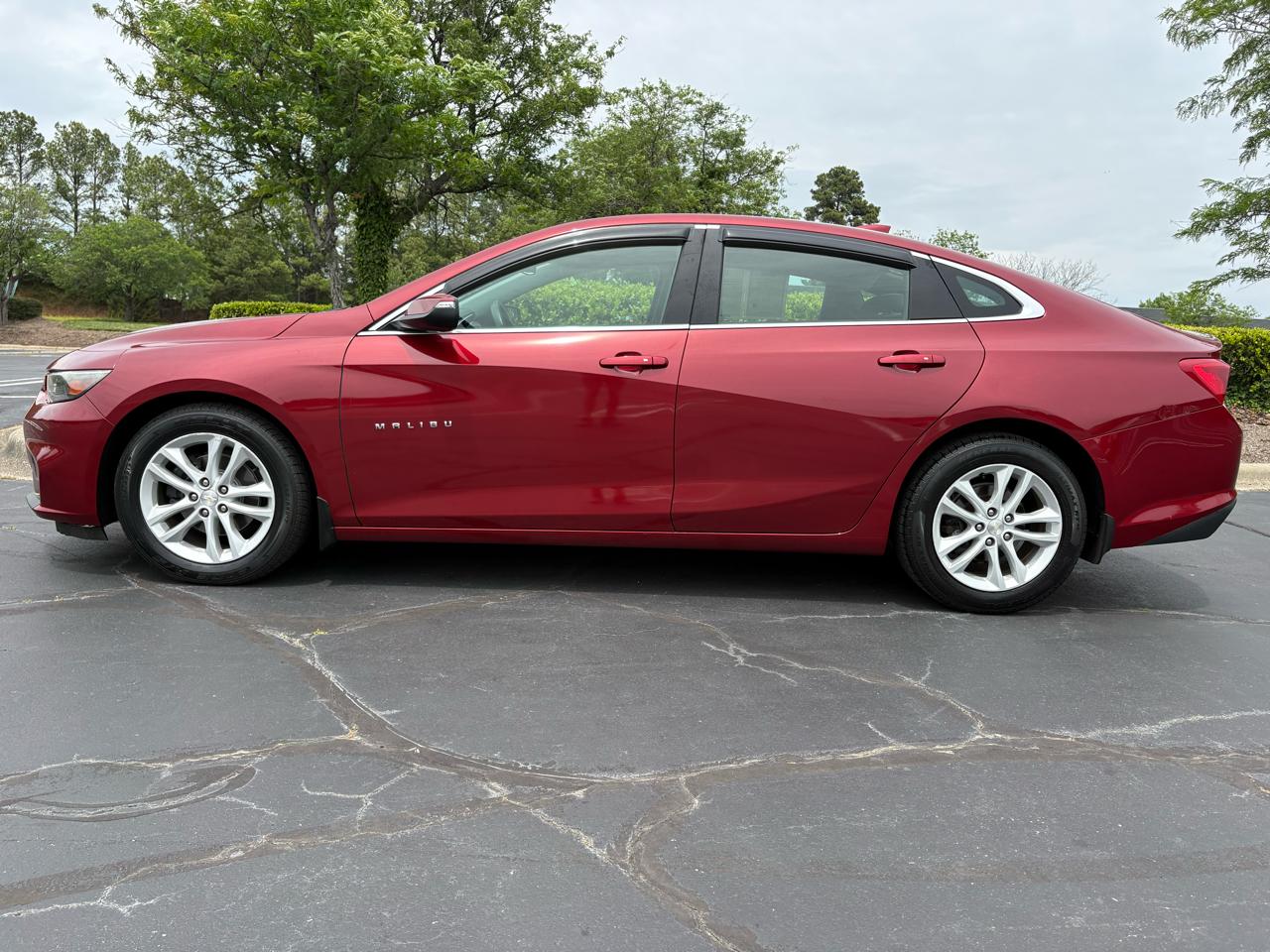 Chevrolet Malibu 4dr Sdn LT w/1LT 2017