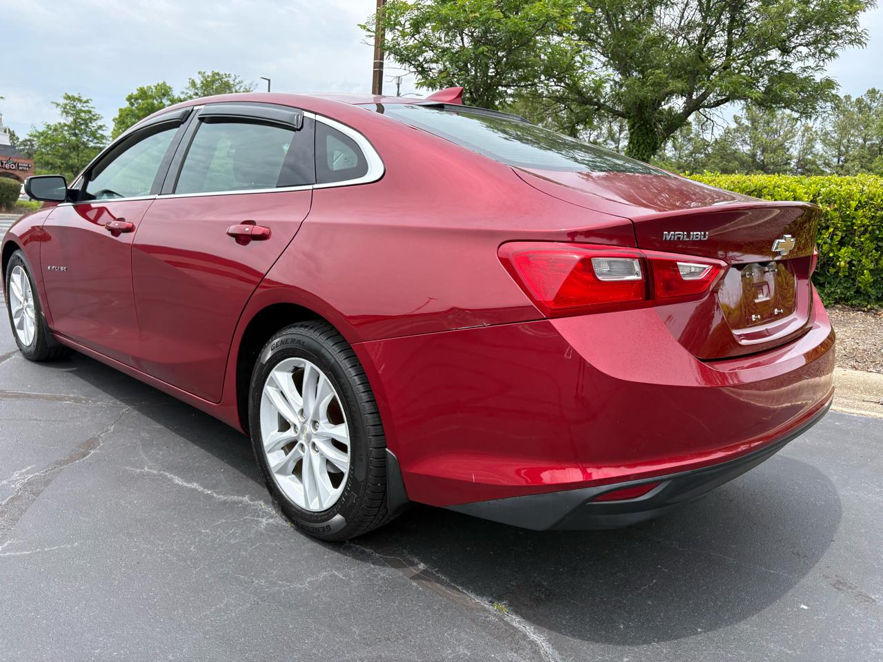 Chevrolet Malibu 4dr Sdn LT w/1LT 2017