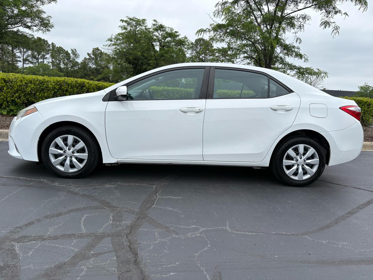 Toyota Corolla LE 2016