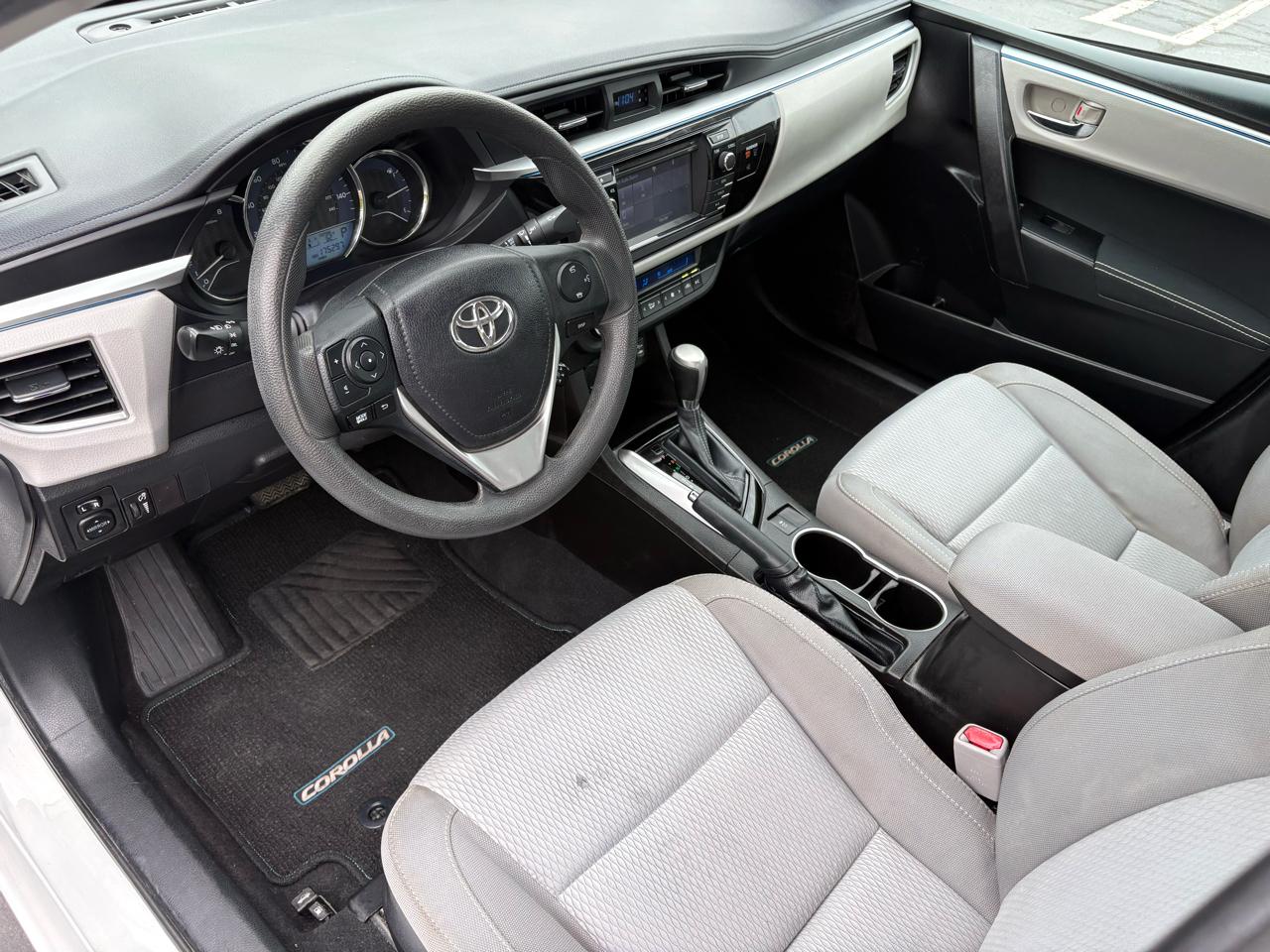 Toyota Corolla LE 2016