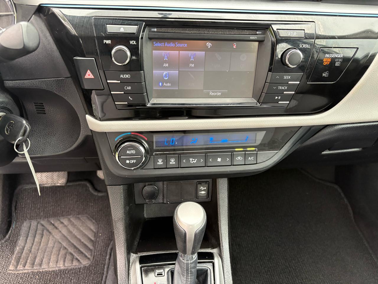 Toyota Corolla LE 2016