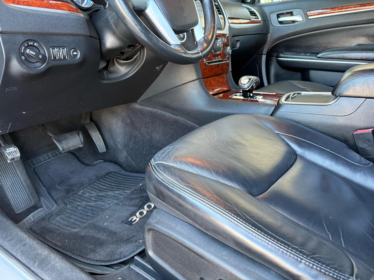 Chrysler 300 Limited 2012