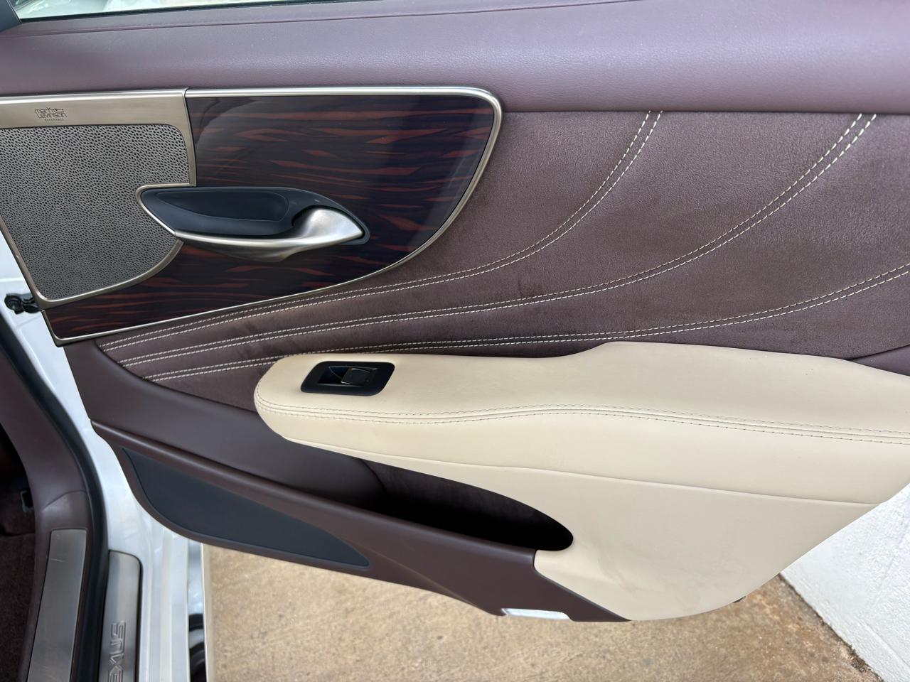 Lexus LS LS 500 RWD 2018