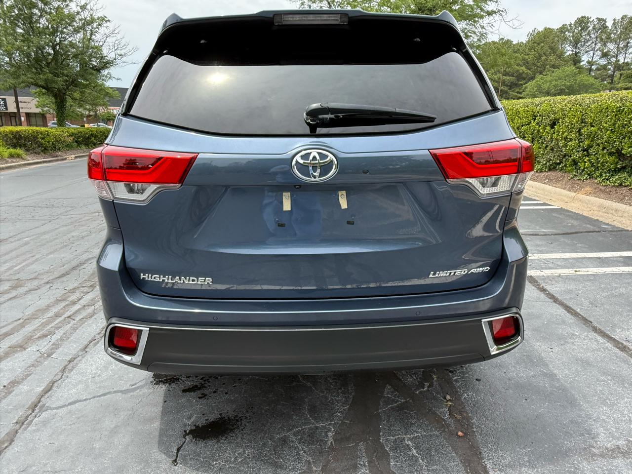 Toyota Highlander Limited V6 AWD (Natl) 2017