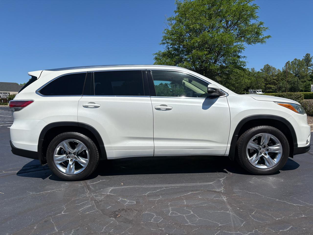 Toyota Highlander Limited V6 AWD (Natl) 2015