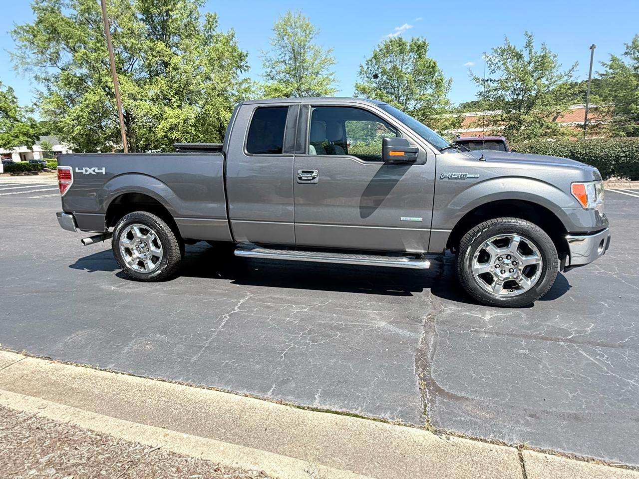 Ford F-150 4WD SuperCab 145" XLT 2013