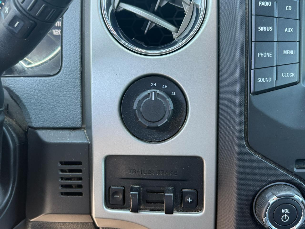 Ford F-150 4WD SuperCab 145" XLT 2013