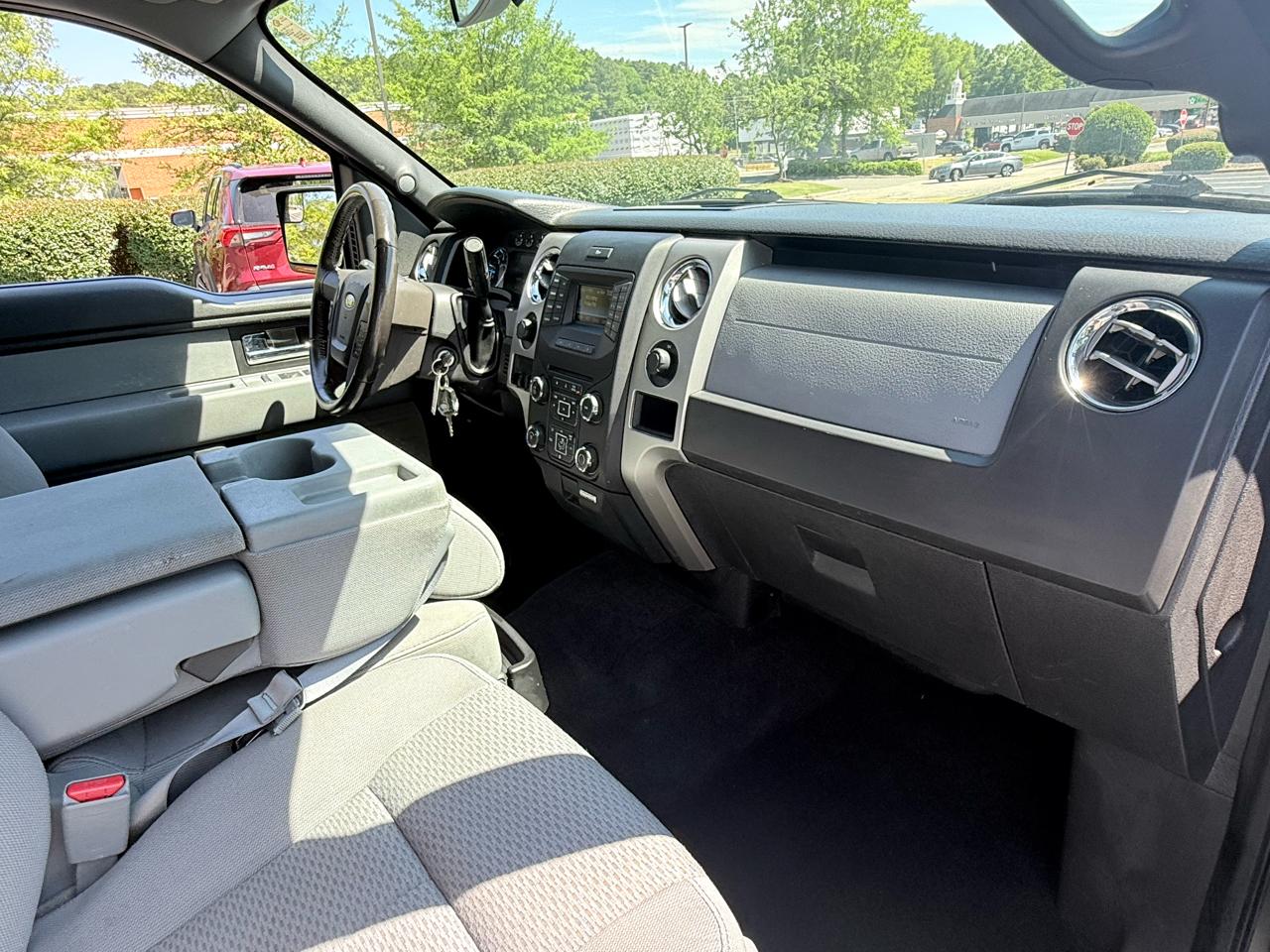 Ford F-150 4WD SuperCab 145" XLT 2013