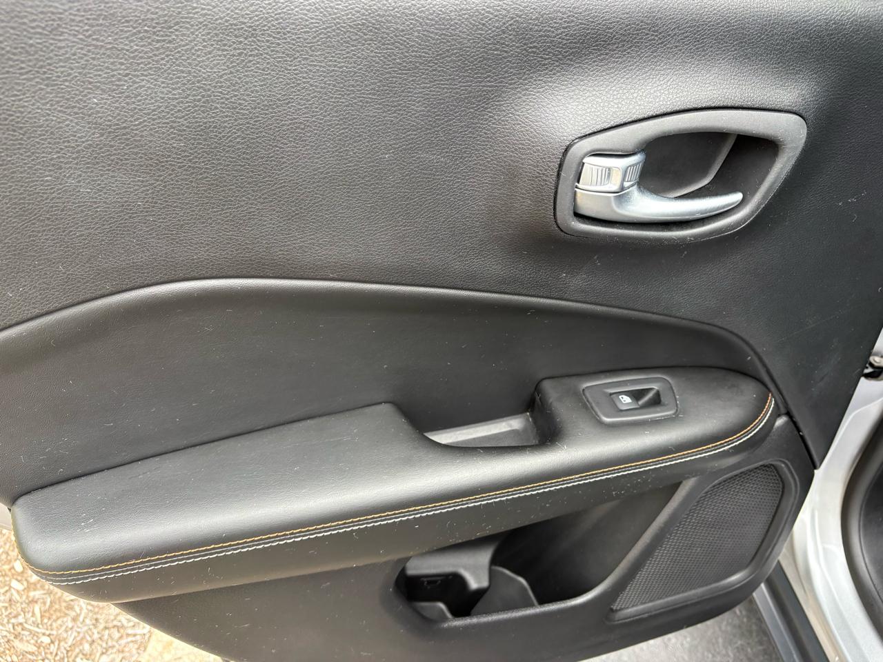 Jeep Compass Latitude FWD 2018