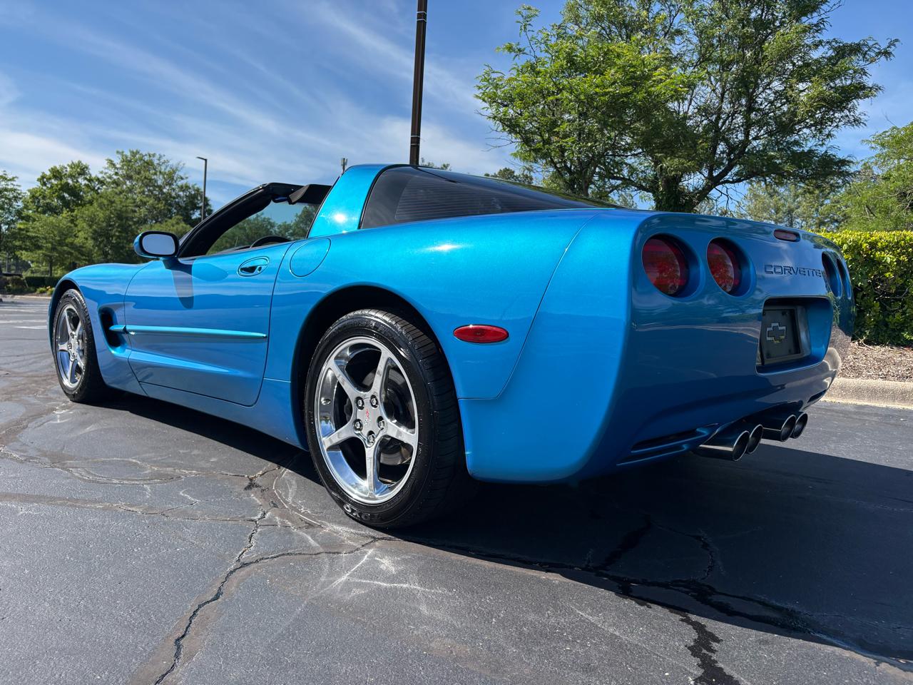 Chevrolet Corvette 2D Coupe 1999