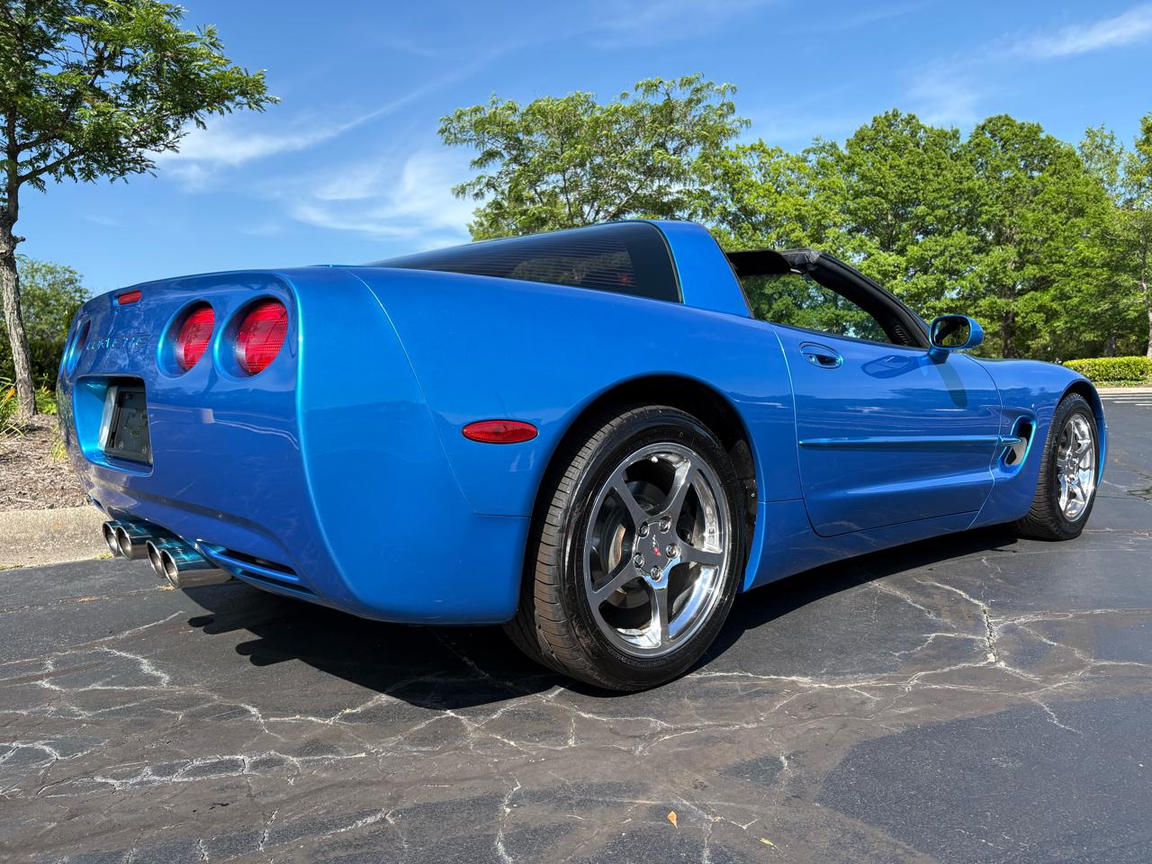 Chevrolet Corvette 2D Coupe 1999