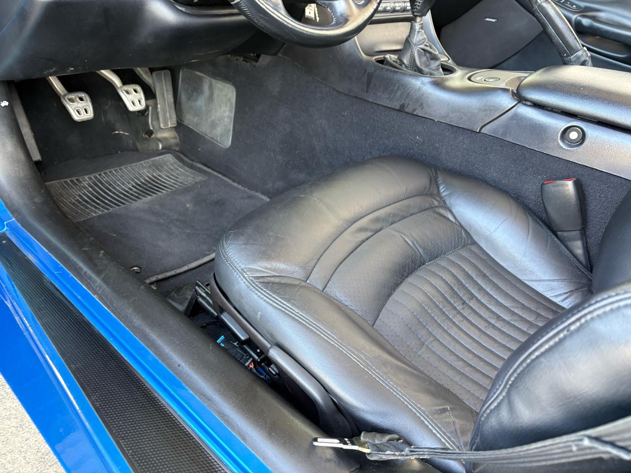 Chevrolet Corvette 2D Coupe 1999