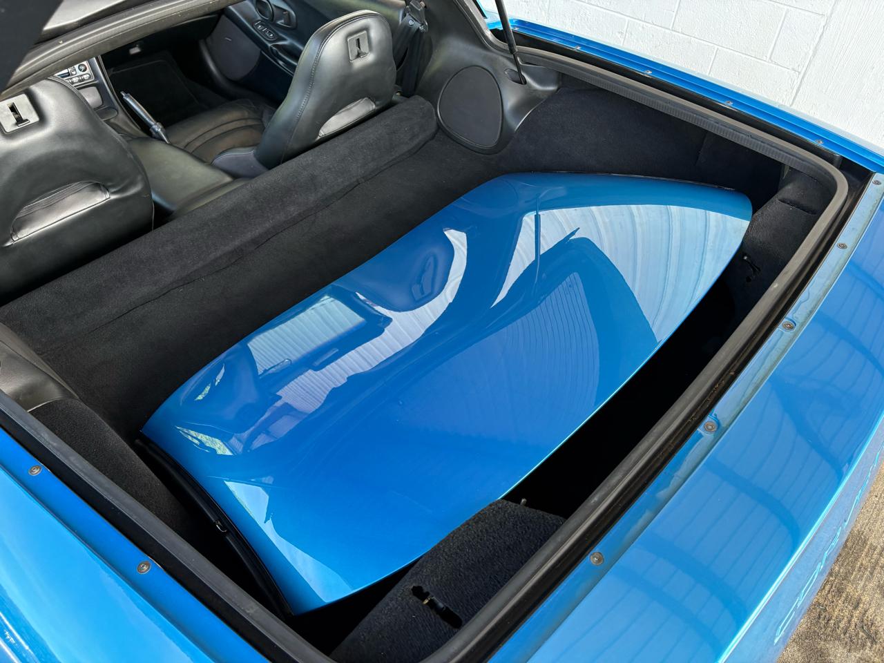 Chevrolet Corvette 2D Coupe 1999