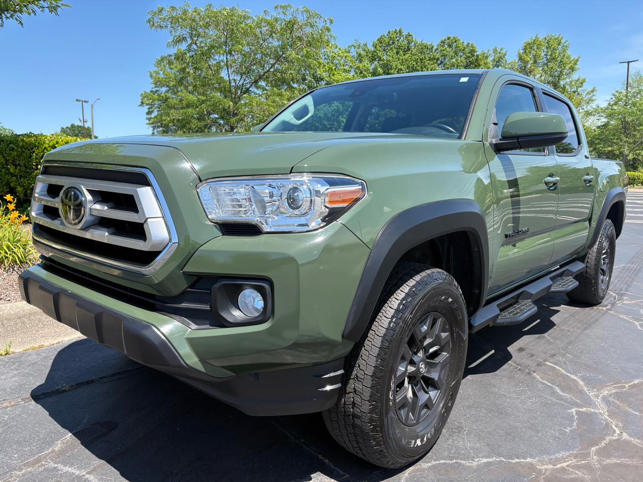 Toyota Tacoma 2WD SR5 Double Cab 5' Bed V6 AT (Natl) 2021