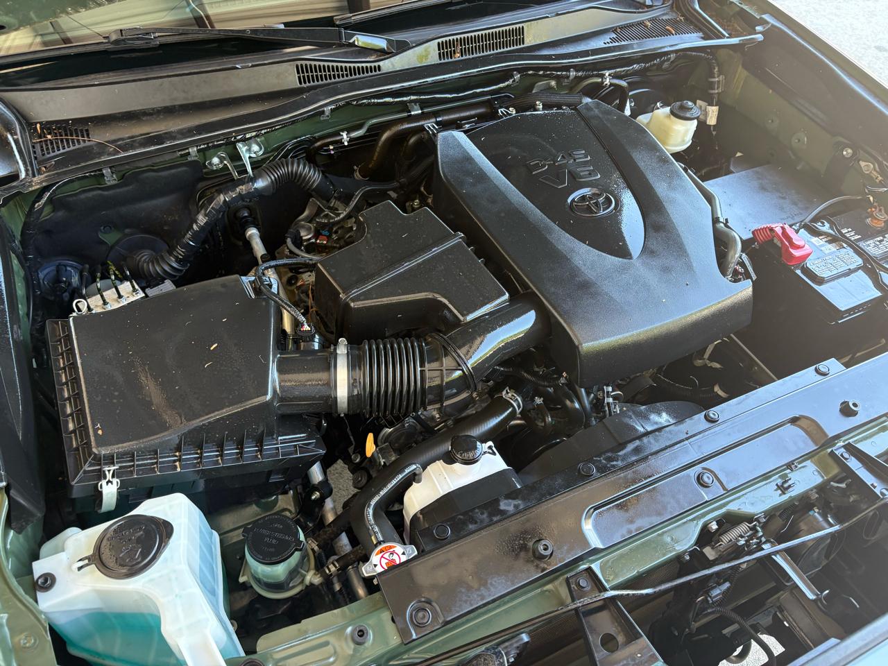 Toyota Tacoma 2WD SR5 Double Cab 5' Bed V6 AT (Natl) 2021